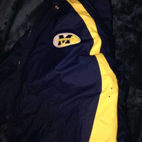 Offical licensed Vintage michigan jacket with warm - Picture 6 of 8